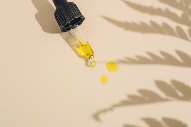 CBD Isolate vs. Full Spectrum: Decoding the Differences in Cannabidiol Products