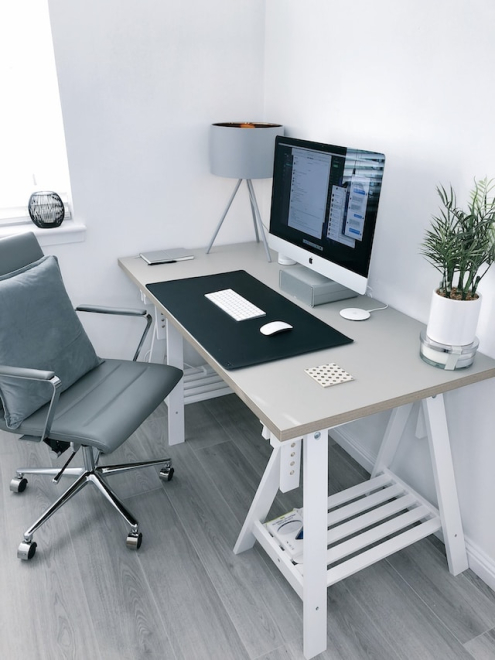 Create an Equipped Home Office to Start off the Year