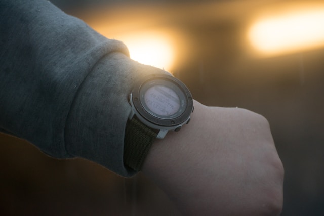 Take care of yourself with the Suunto 5 Peak watch