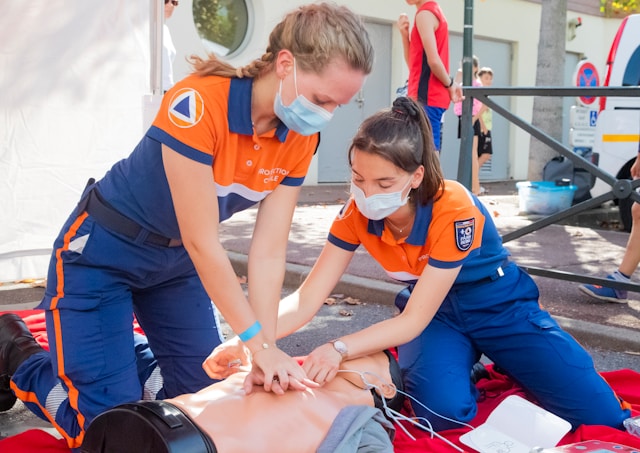 Online Platforms that Offer Official ACLS Certification