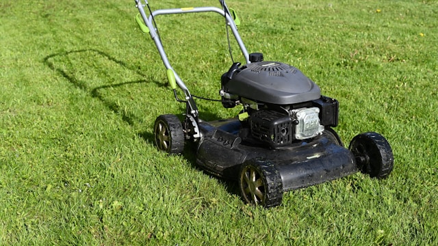 Step-by-Step Guide to Using Electric Lawn Mowers