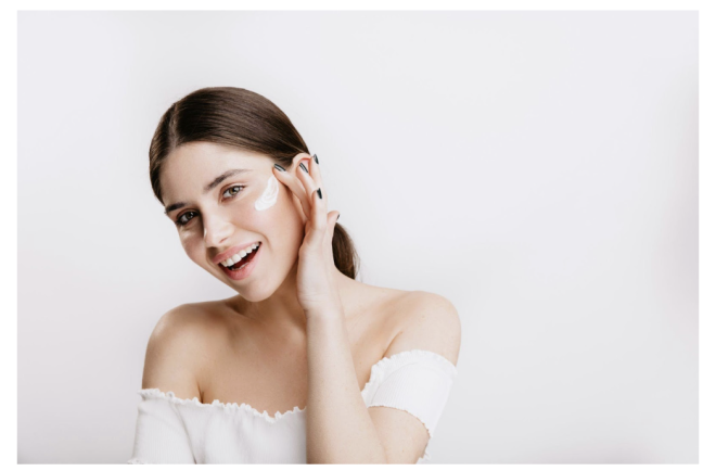 Modern Beauty Trends Shaping Skincare and Nail Aesthetics